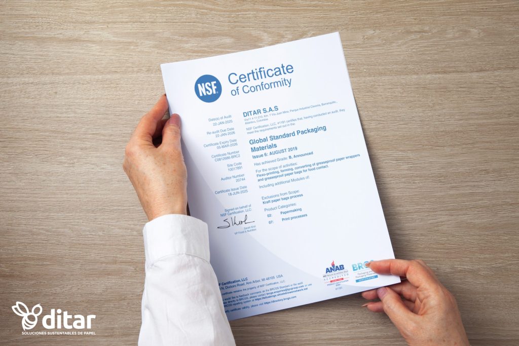 MOCKUP CERTIFICADO ALIMENTOS Bolsas de Papel Ditar scaled.jpg